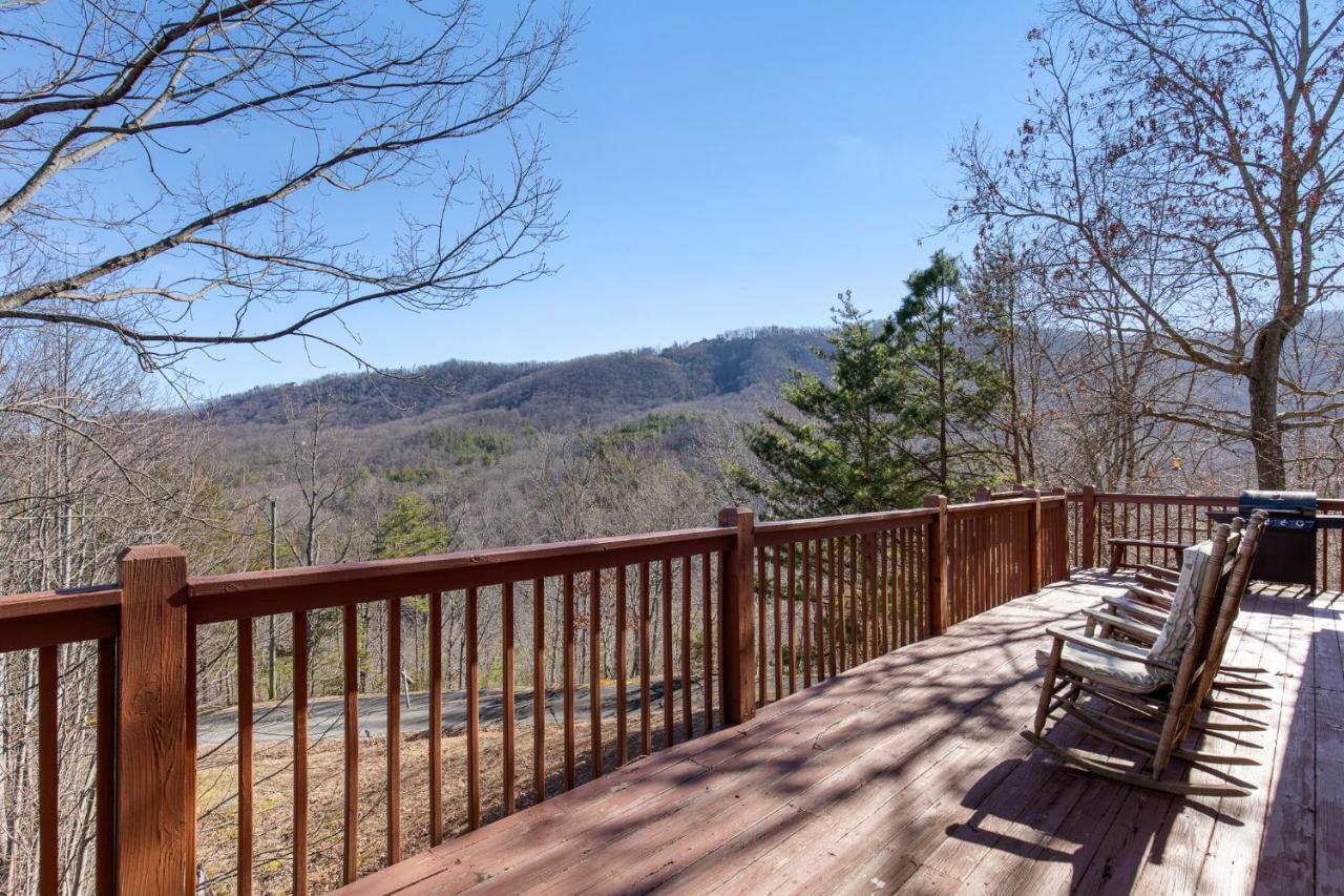 Villa Huckleberry Ridge à Pigeon Forge Extérieur photo