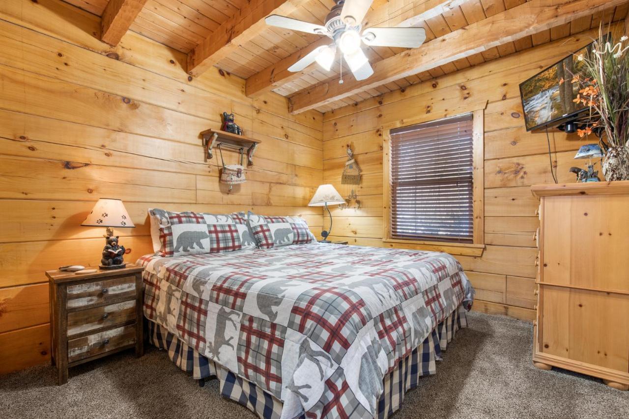 Villa Huckleberry Ridge à Pigeon Forge Extérieur photo